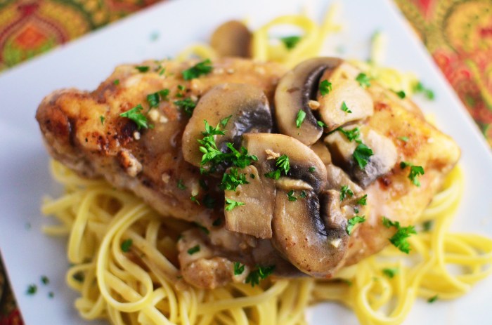 Marsala mushrooms easychickenrecipes slow breast alfredo creamy thigh cooker