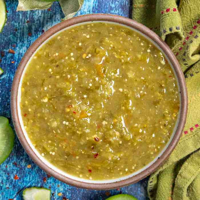 Recipe for green enchilada sauce