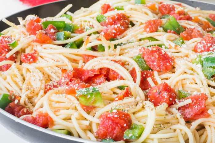 Spaghetti leftover skillet peppers tomatoes bring brooklynfarmgirl